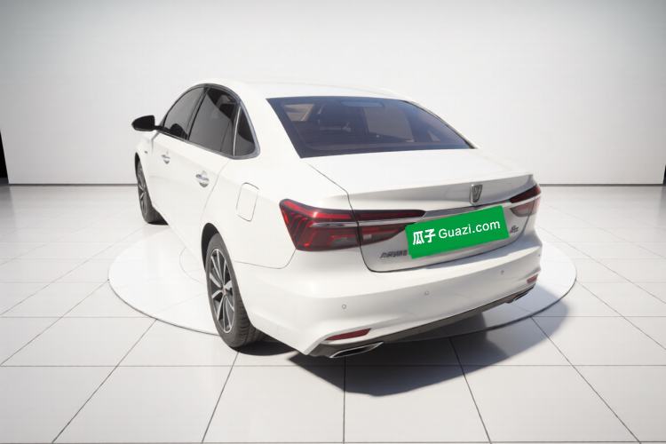 Used Roewe i6 2019 PLUS 20T TST 4G Connected Supreme Amazing Edition Exterior 3