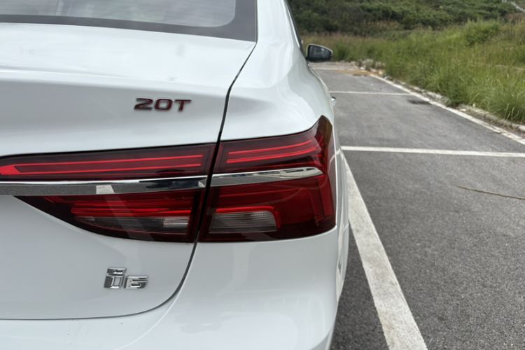 Used Roewe i6 2019 PLUS 20T TST 4G Connected Flagship Superb Edition Exterior 3