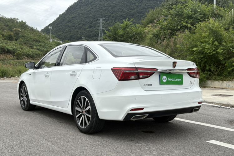 Used Roewe i6 2019 PLUS 20T TST 4G Connected Flagship Superb Edition Exterior 4