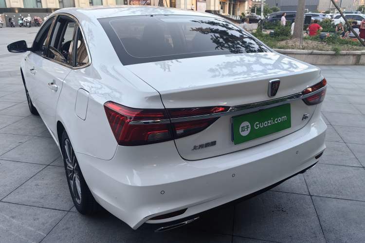 Used Roewe i6 2019 PLUS 1.6L CVT 4G Connected Flagship Deluxe Edition Exterior 6