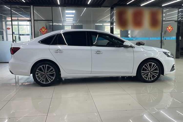 Used Roewe i6 2019 PLUS 1.6L CVT 4G Connected Flagship Deluxe Edition Exterior 8