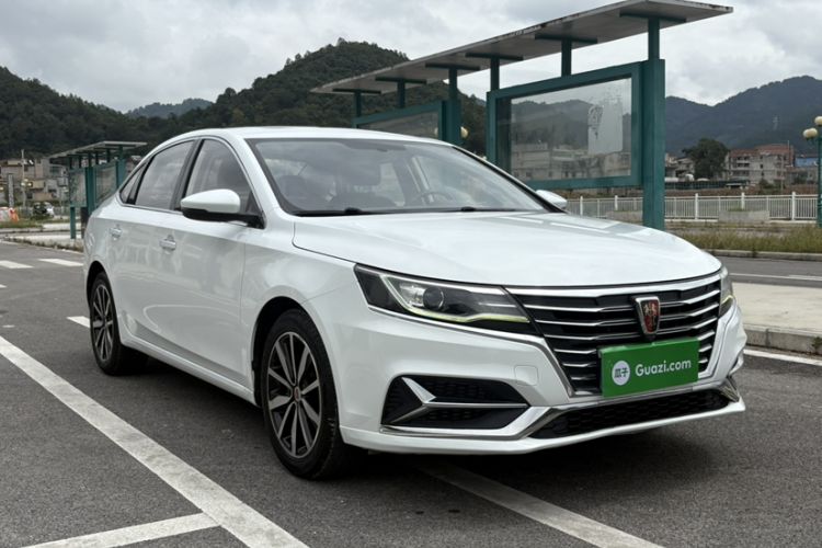 Used Roewe i6 2019 PLUS 20T TST 4G Connected Flagship Superb Edition Exterior 9