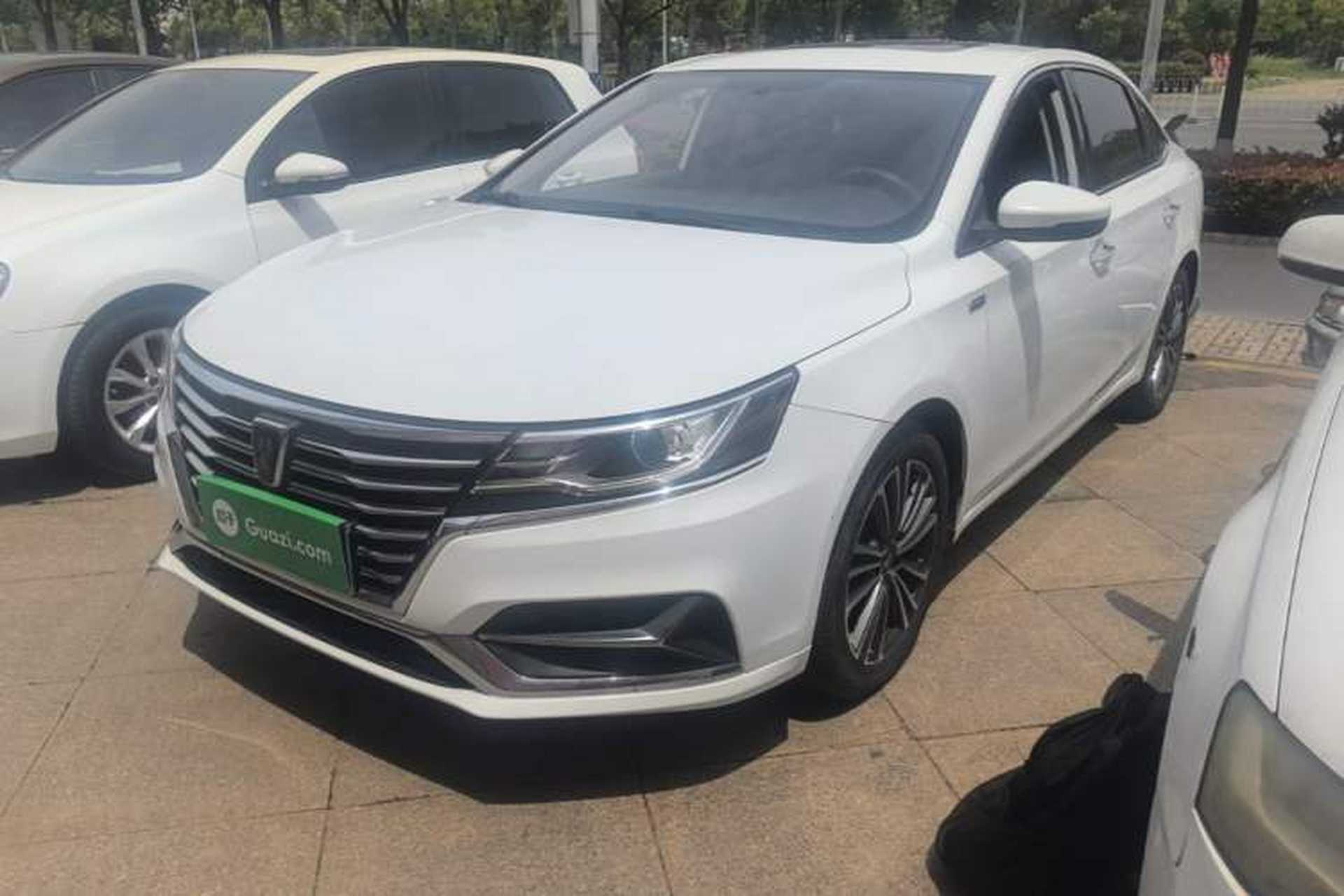 Used Roewe i6 2019 PLUS 1.6L CVT 4G Connected Flagship Deluxe Edition Front Left 45 Deg