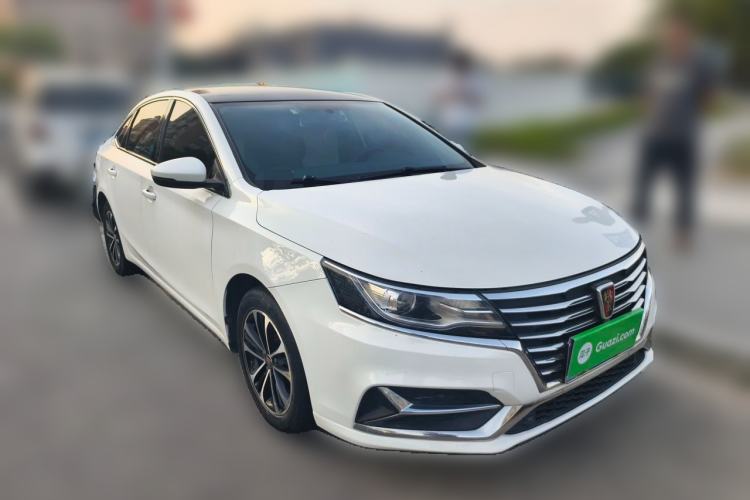 Used Roewe i6 2019 PLUS 1.6L CVT 4G Connected Luxury Deluxe Edition Front Right 45 Deg