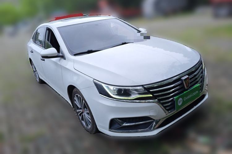 Used Roewe i6 2019 PLUS 1.6L CVT 4G Connected Flagship Deluxe Edition Front Right 45 Deg