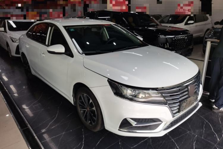 Used Roewe i6 2019 PLUS 1.6L CVT 4G Connected Luxury Deluxe Edition Front Right 45 Deg