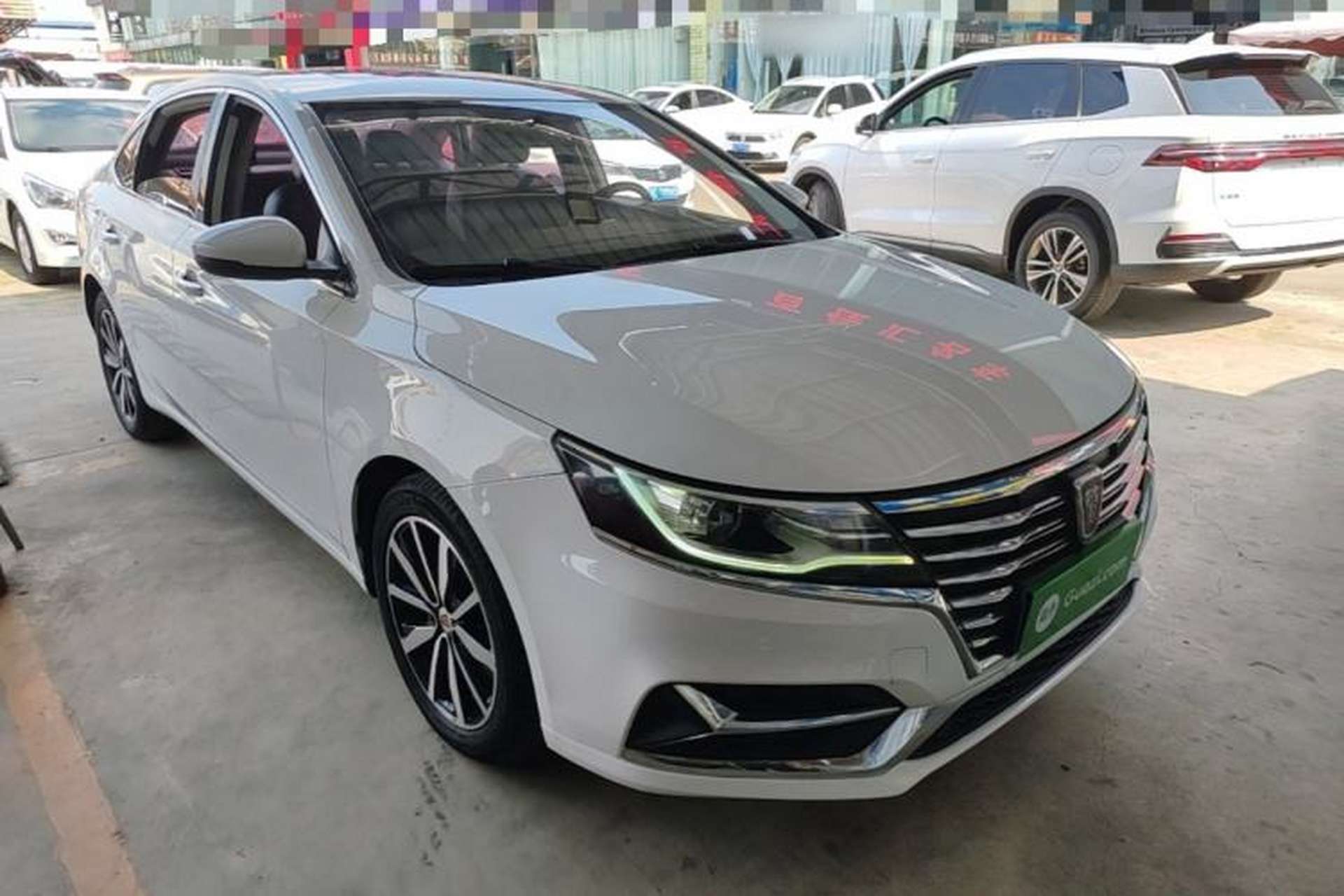 Used Roewe i6 2019 PLUS 20T TST 4G Connected Flagship Superb Edition Front Right 45 Deg