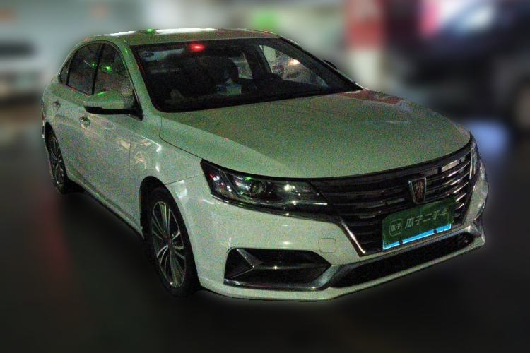 Used Roewe i6 2019 PLUS 20T TST 4G Connected Flagship Superb Edition Front Right 45 Deg