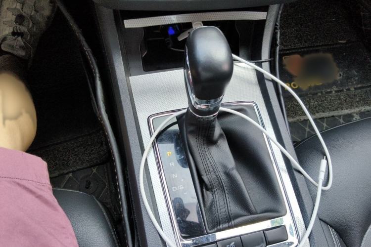 Used Roewe i6 2019 PLUS 1.6L CVT 4G Connected Flagship Deluxe Edition Gear Lever