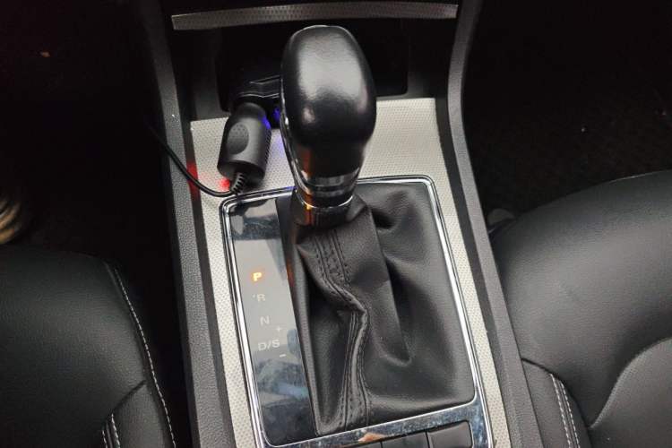 Used Roewe i6 2019 PLUS 1.6L CVT 4G Connected Flagship Deluxe Edition Gear Lever