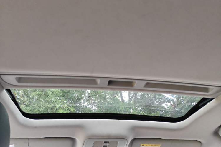 Used Roewe i6 2019 PLUS 1.6L CVT 4G Connected Flagship Deluxe Edition Headliner