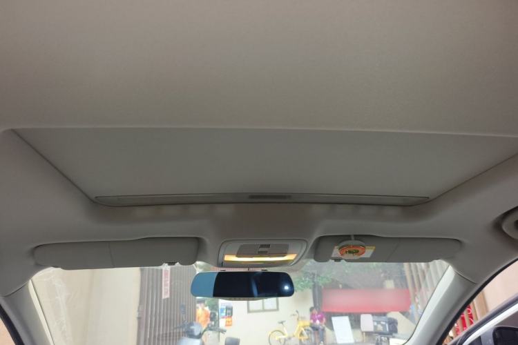 Used Roewe i6 2019 PLUS 1.6L CVT 4G Connected Flagship Deluxe Edition Headliner