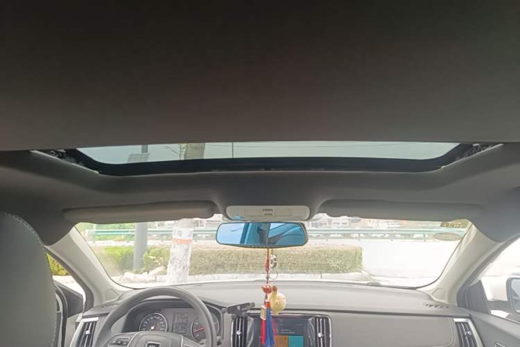 Used Roewe i6 2019 PLUS 1.6L CVT 4G Connected Flagship Deluxe Edition Headliner