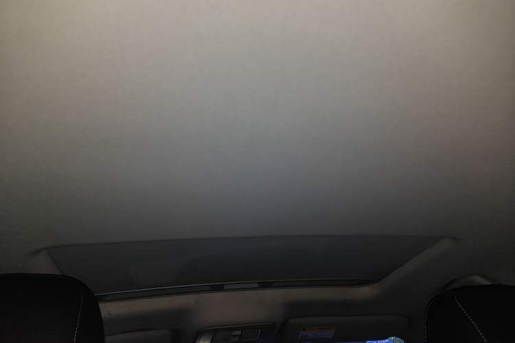 Used Roewe i6 2019 PLUS 1.6L CVT 4G Connected Flagship Deluxe Edition Headliner