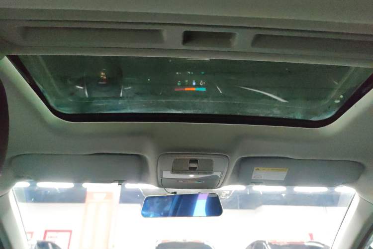 Used Roewe i6 2019 PLUS 1.6L CVT 4G Connected Flagship Deluxe Edition Headliner