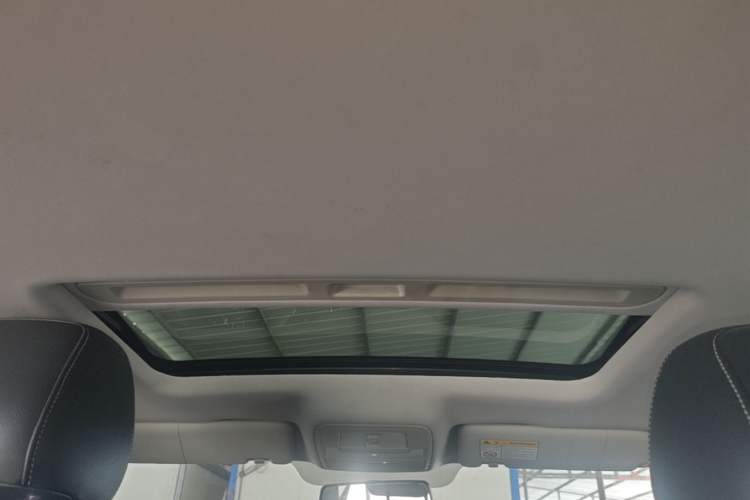 Used Roewe i6 2019 PLUS 1.6L CVT 4G Connected Flagship Deluxe Edition Headliner