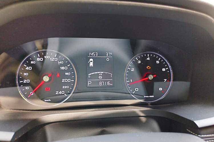 Used Roewe i6 2019 PLUS 20T TST 4G Connected Flagship Superb Edition Instrument Cluster