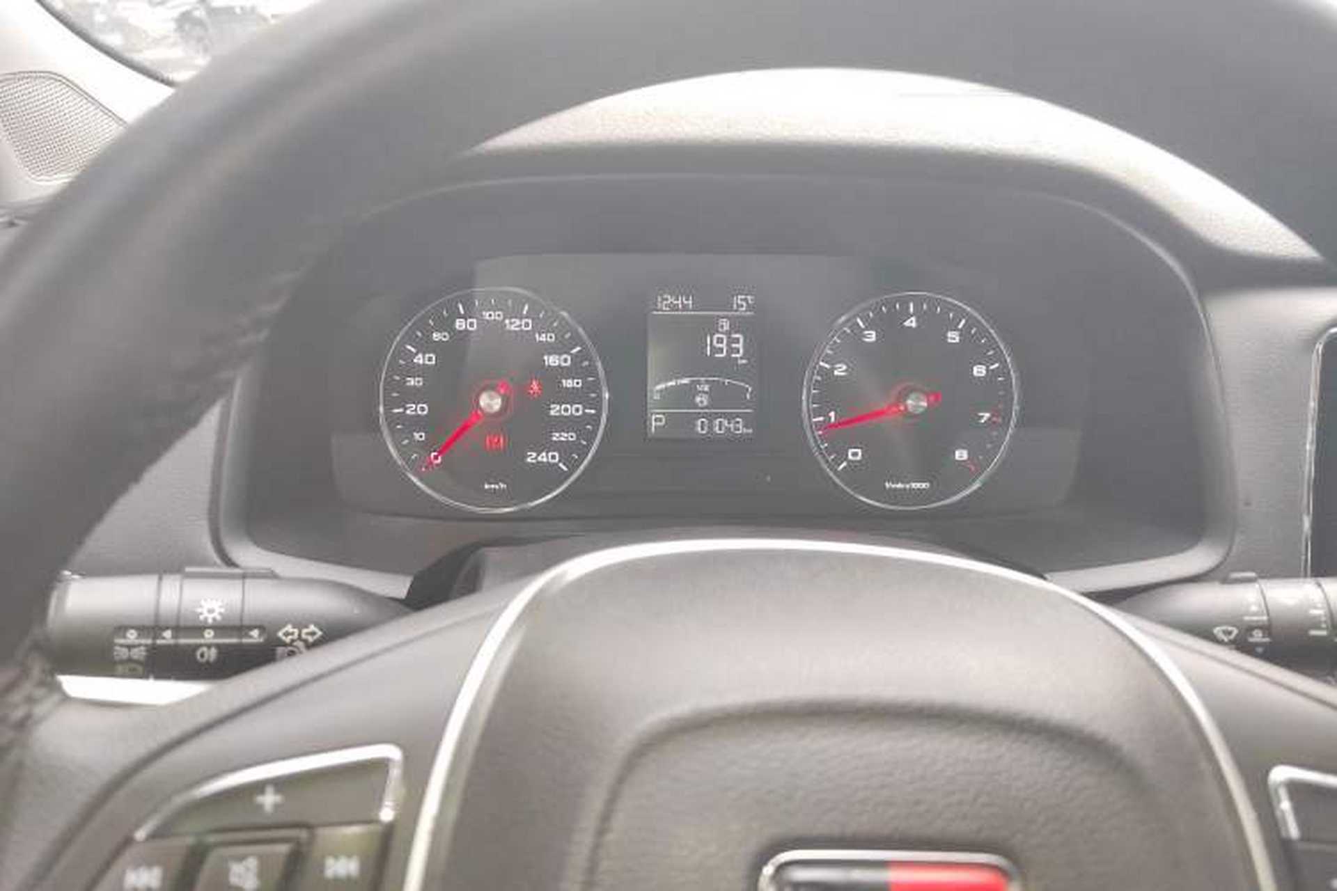 Used Roewe i6 2019 PLUS 1.6L CVT 4G Connected Flagship Deluxe Edition Instrument Cluster