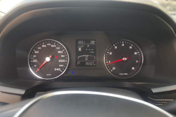 Used Roewe i6 2019 PLUS 1.6L CVT 4G Connected Flagship Deluxe Edition Instrument Cluster