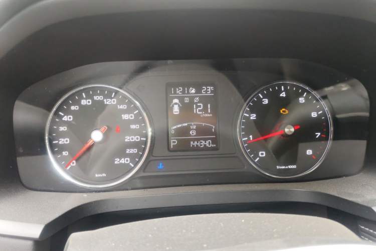 Used Roewe i6 2019 PLUS 1.6L CVT 4G Connected Flagship Deluxe Edition Instrument Cluster