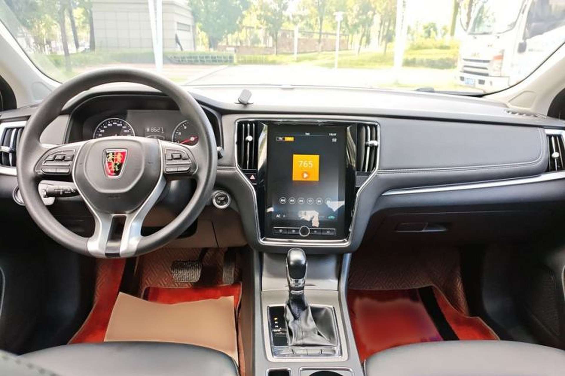 Used Roewe i6 2019 PLUS 1.6L CVT 4G Connected Flagship Deluxe Edition Interior 2