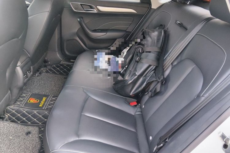 Used Roewe i6 2019 PLUS 1.6L CVT 4G Connected Flagship Deluxe Edition Interior 4