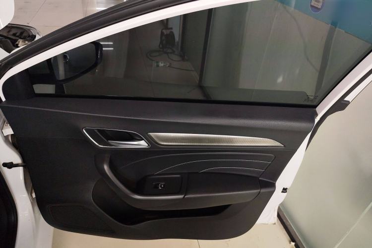 Used Roewe i6 2019 PLUS 1.6L CVT 4G Connected Flagship Deluxe Edition Interior 5