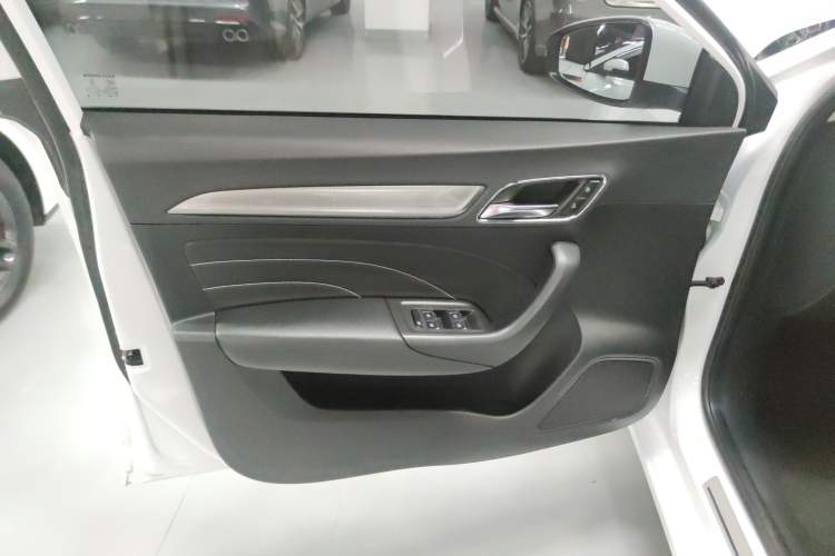 Used Roewe i6 2019 PLUS 1.6L CVT 4G Connected Flagship Deluxe Edition Left Front Door Interior