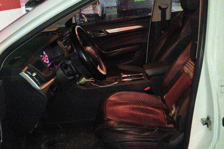 Used Roewe i6 2019 PLUS 20T TST 4G Connected Flagship Superb Edition Left Front Seat