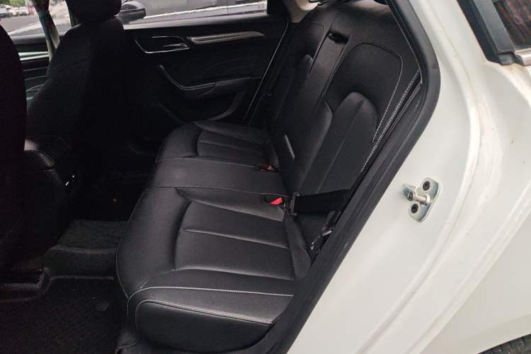 Used Roewe i6 2019 PLUS 1.6L CVT 4G Connected Flagship Deluxe Edition Left Rear Seat