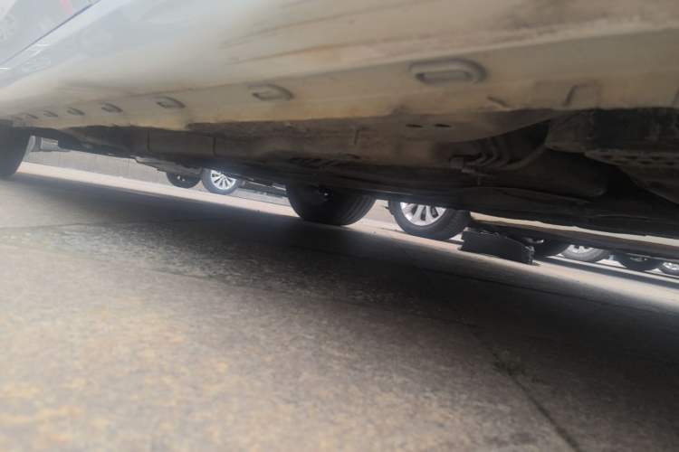 Used Roewe i6 2019 PLUS 1.6L CVT 4G Connected Flagship Deluxe Edition Left Side Sill