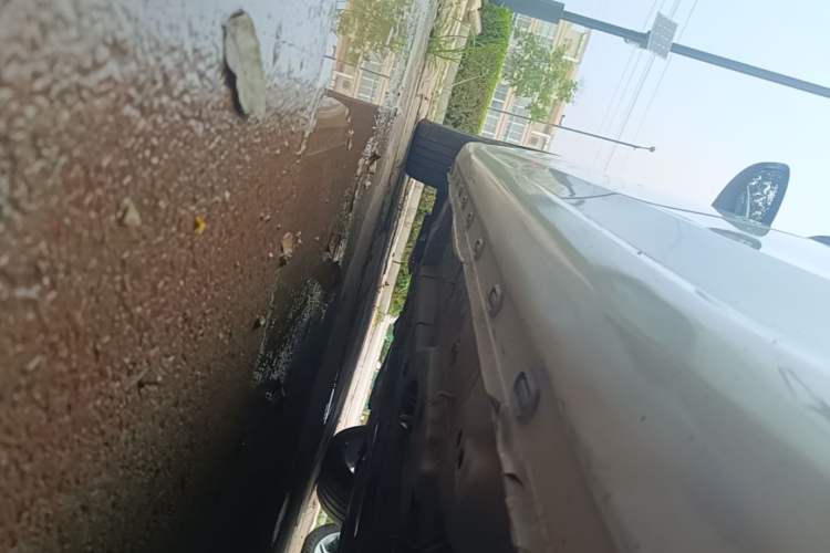 Used Roewe i6 2019 PLUS 1.6L CVT 4G Connected Flagship Deluxe Edition Left Side Sill