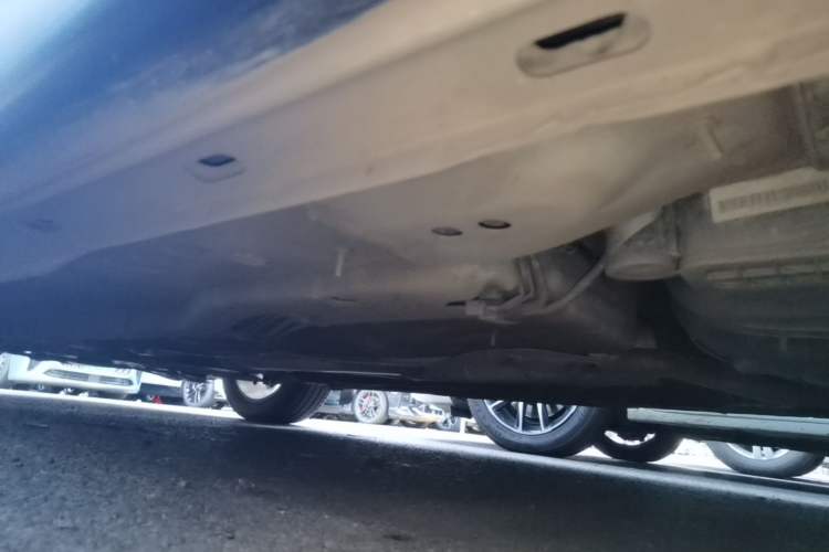 Used Roewe i6 2019 PLUS 1.6L CVT 4G Connected Flagship Deluxe Edition Left Side Sill