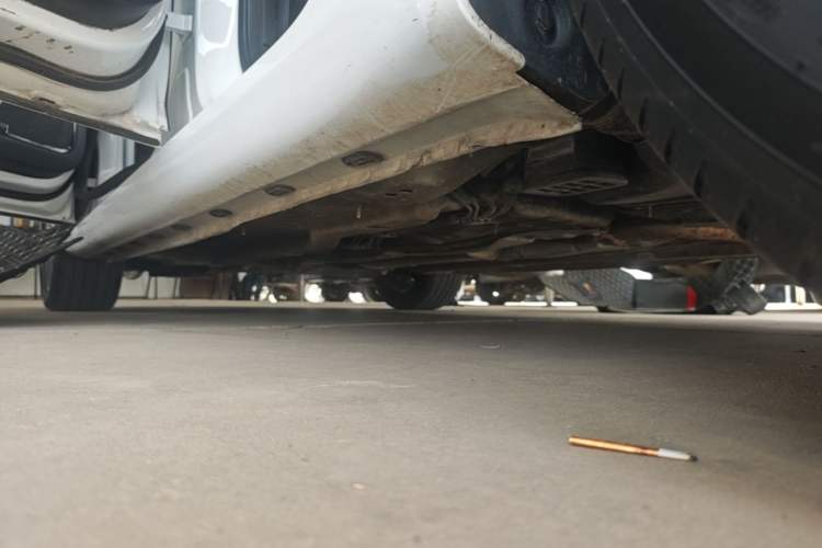Used Roewe i6 2019 PLUS 1.6L CVT 4G Connected Flagship Deluxe Edition Left Side Sill