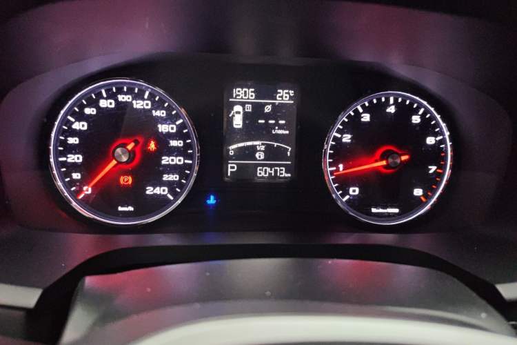 Used Roewe i6 2019 PLUS 1.6L CVT 4G Connected Flagship Deluxe Edition Odometer Close Up