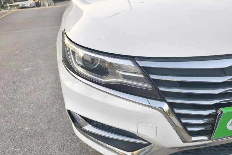 Used Roewe i6 2019 PLUS 1.6L CVT 4G Connected Luxury Deluxe Edition Right Front Headlight