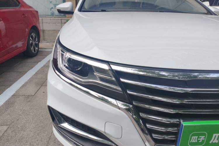 Used Roewe i6 2019 PLUS 1.6L CVT 4G Connected Flagship Deluxe Edition Right Front Headlight