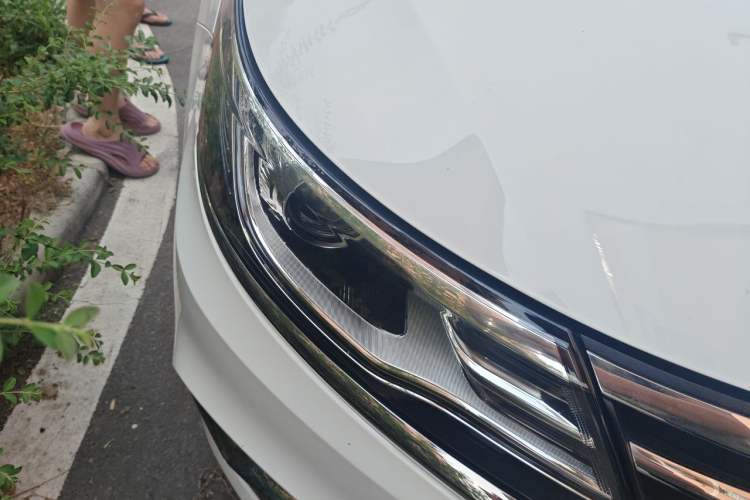 Used Roewe i6 2019 PLUS 1.6L CVT 4G Connected Flagship Deluxe Edition Right Front Headlight