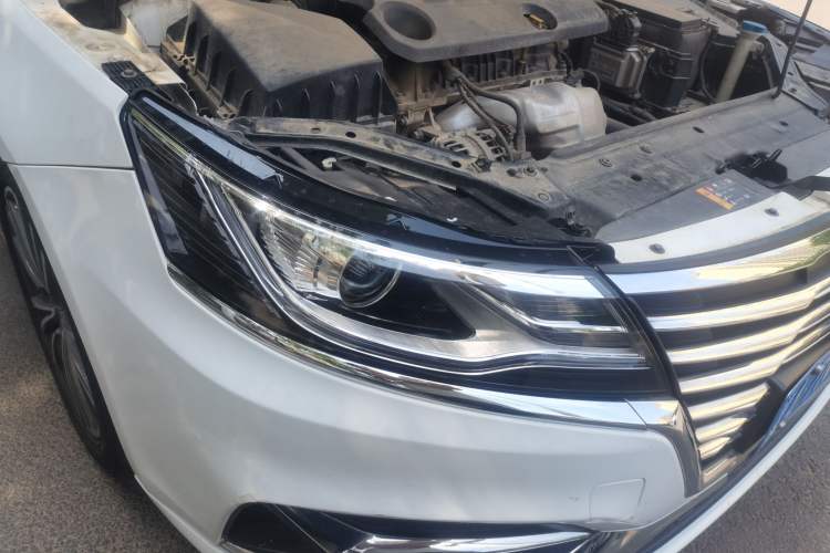 Used Roewe i6 2019 PLUS 1.6L CVT 4G Connected Flagship Deluxe Edition Right Front Headlight