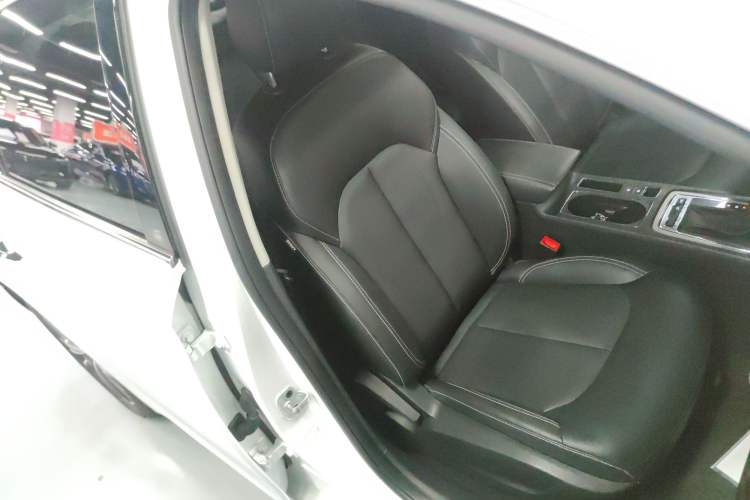 Used Roewe i6 2019 PLUS 1.6L CVT 4G Connected Flagship Deluxe Edition Right Front Seat