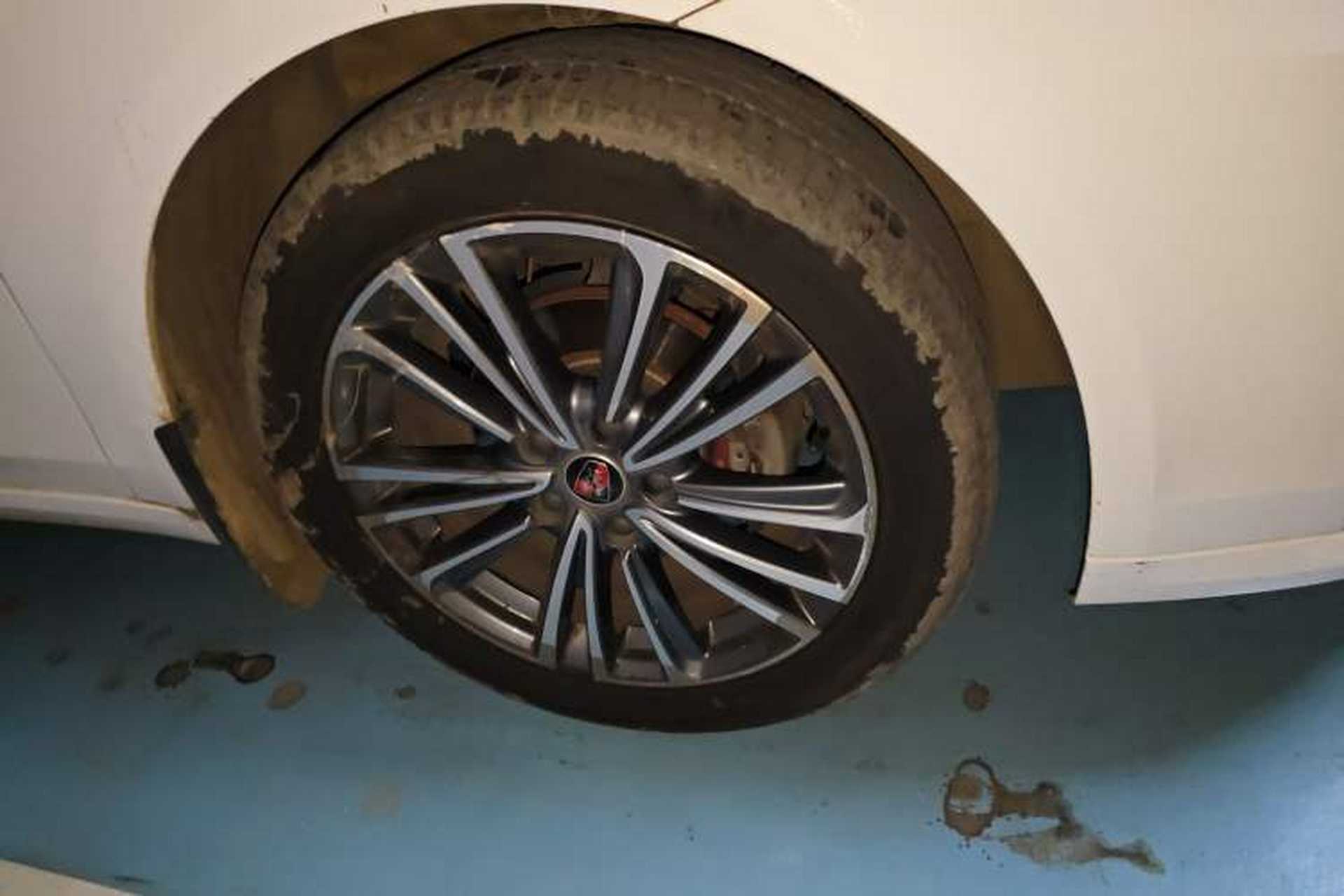 Used Roewe i6 2019 PLUS 1.6L CVT 4G Connected Flagship Deluxe Edition Right Front Wheel Hub