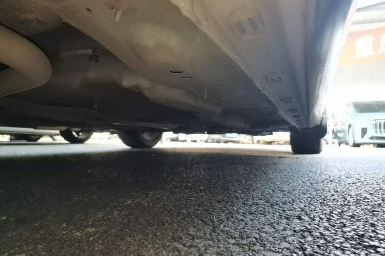 Used Roewe i6 2019 PLUS 1.6L CVT 4G Connected Flagship Deluxe Edition Right Side Sill