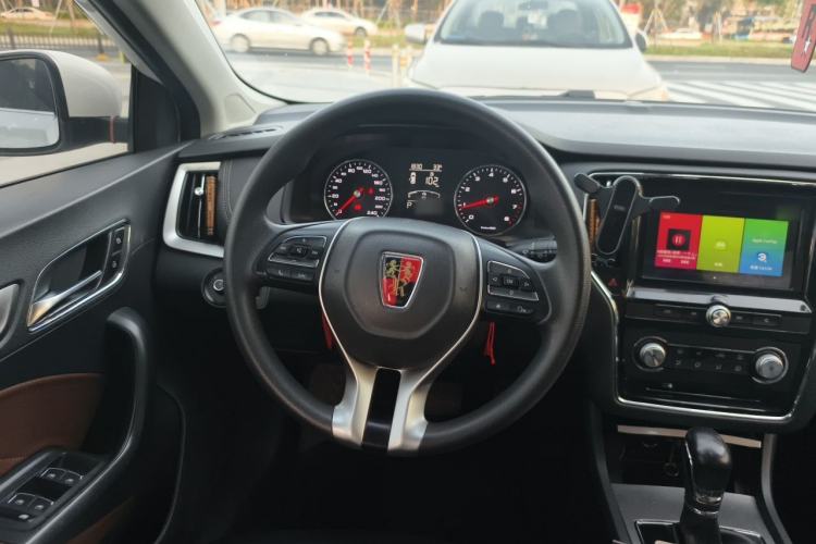 Used Roewe i6 2019 PLUS 1.6L CVT 4G Connected Luxury Deluxe Edition Steering Wheel