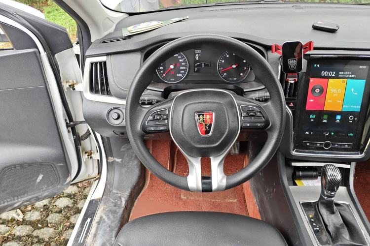 Used Roewe i6 2019 PLUS 1.6L CVT 4G Connected Flagship Deluxe Edition Steering Wheel