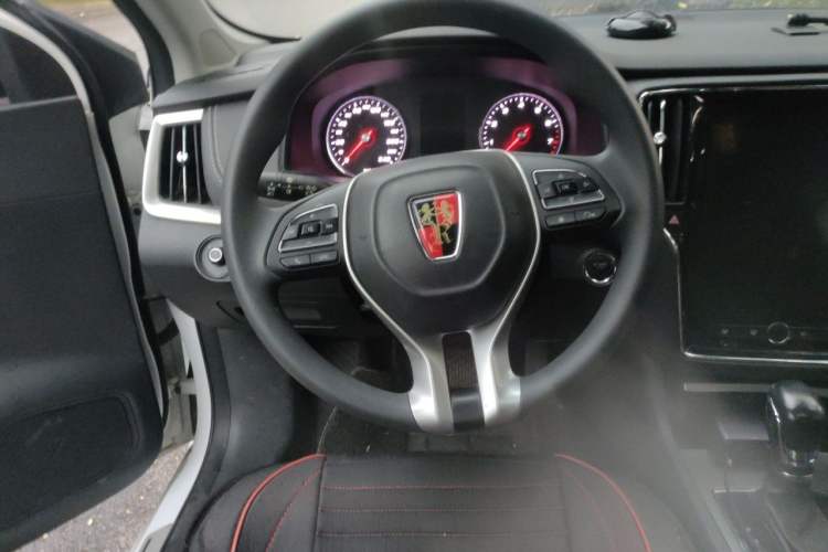 Used Roewe i6 2019 PLUS 1.6L CVT 4G Connected Flagship Deluxe Edition Steering Wheel