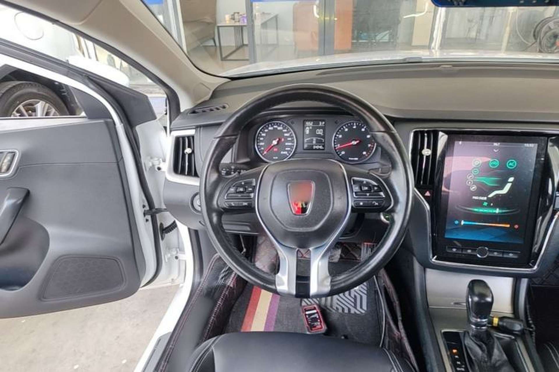 Used Roewe i6 2019 PLUS 20T TST 4G Connected Flagship Superb Edition Steering Wheel