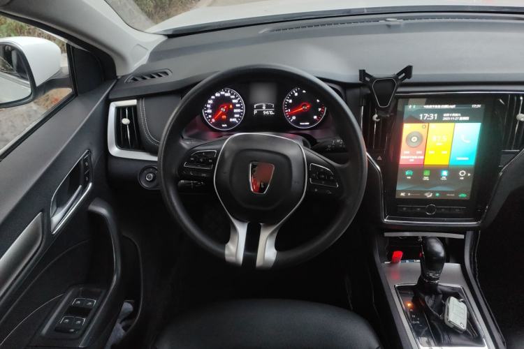 Used Roewe i6 2019 PLUS 1.6L CVT 4G Connected Flagship Deluxe Edition Steering Wheel