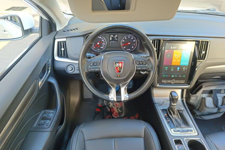 Used Roewe i6 2019 PLUS 20T TST 4G Connected Flagship Superb Edition Steering Wheel