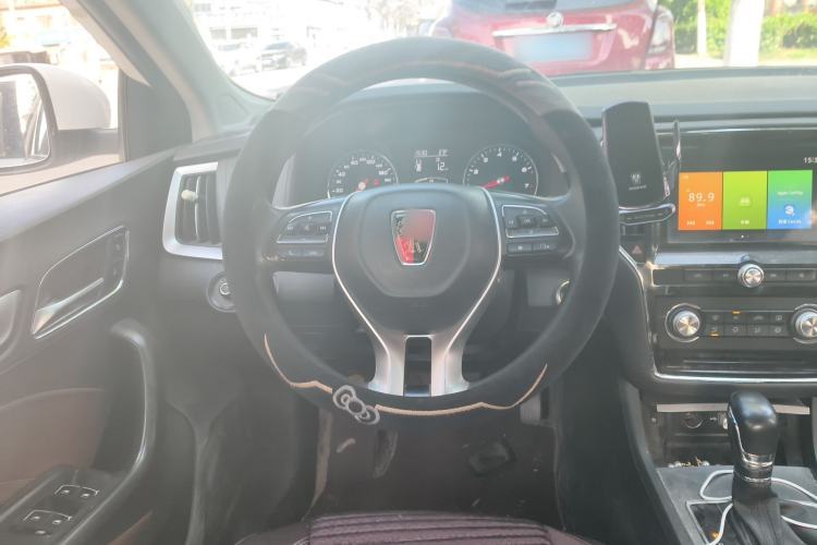 Used Roewe i6 2019 PLUS 1.6L CVT 4G Connected Luxury Deluxe Edition Steering Wheel