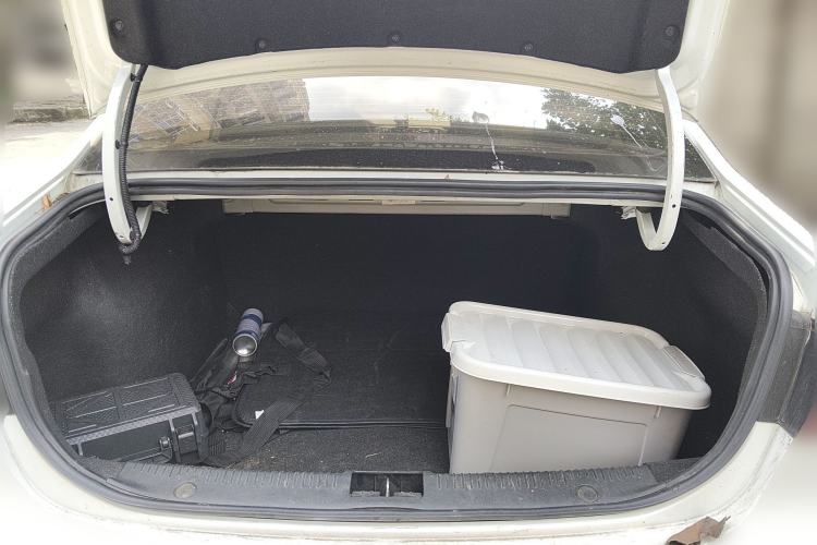 Used Roewe i6 2019 PLUS 1.6L CVT 4G Connected Flagship Deluxe Edition Trunk
